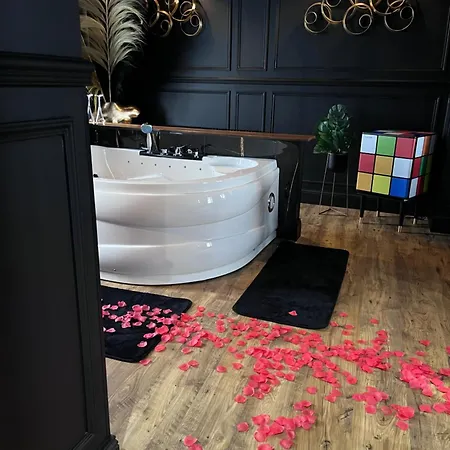 Отель для свиданий La 104 Picasso Tendance Dans Maison Reservee Aux Hotes